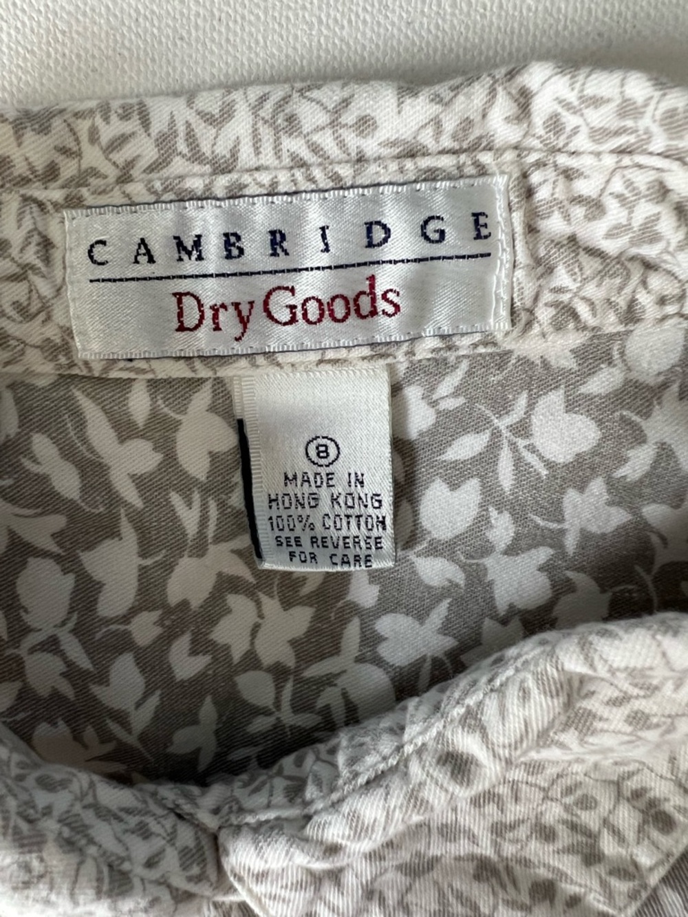 Cambridge Dry Goods Women’s Grey Floral Button-Up Shirt - Size: 8 - Picture 4 of 9